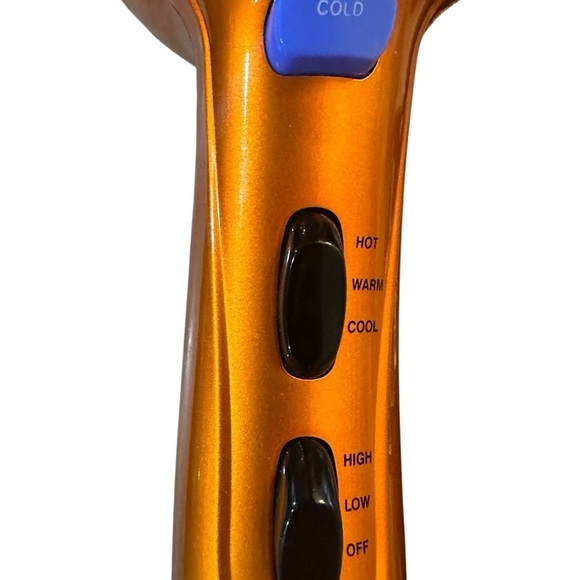 InfinitiPRO by Conair Quick Styling Salon Hair Dryer - Picture 2 of 3